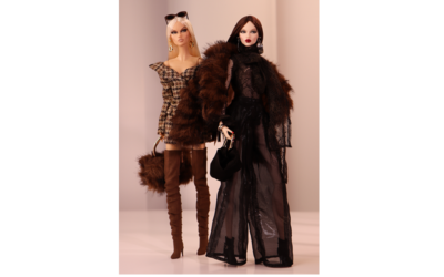 RUNWAY: SPLENDOR TWINS FASHION DOLL GIFT SET